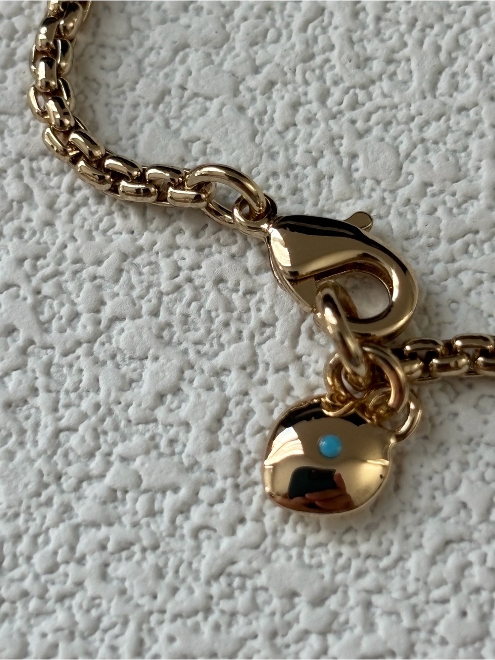 New Roxanne Assoulin Gold Tone Heart & 'b' Charm Necklace - Picture 6 of 8